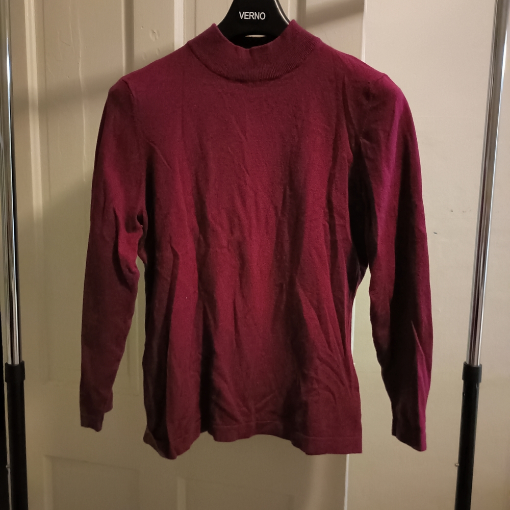 Zac & Rachel Women's Burgundy Turtleneck Sweater